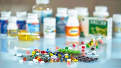 百合股份保健食品代工疑云 違規成分、客戶迷霧與質量挑戰